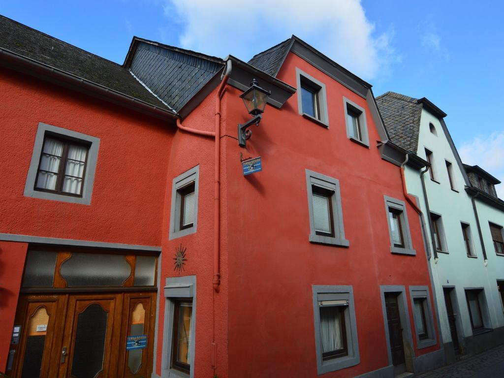 Charming Holiday Home In Neumagen Dhron Exterior photo