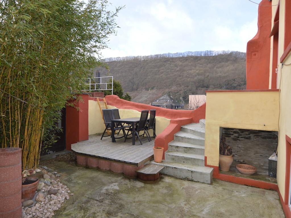 Charming Holiday Home In Neumagen Dhron Exterior photo